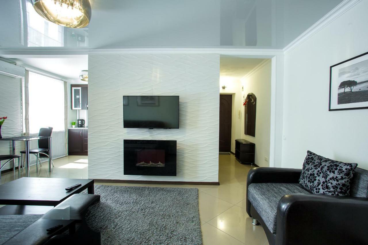Lotos For You Apartments Mykolajiv Buitenkant foto