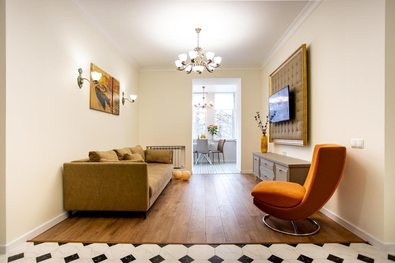 Lotos For You Apartments Mykolajiv Buitenkant foto
